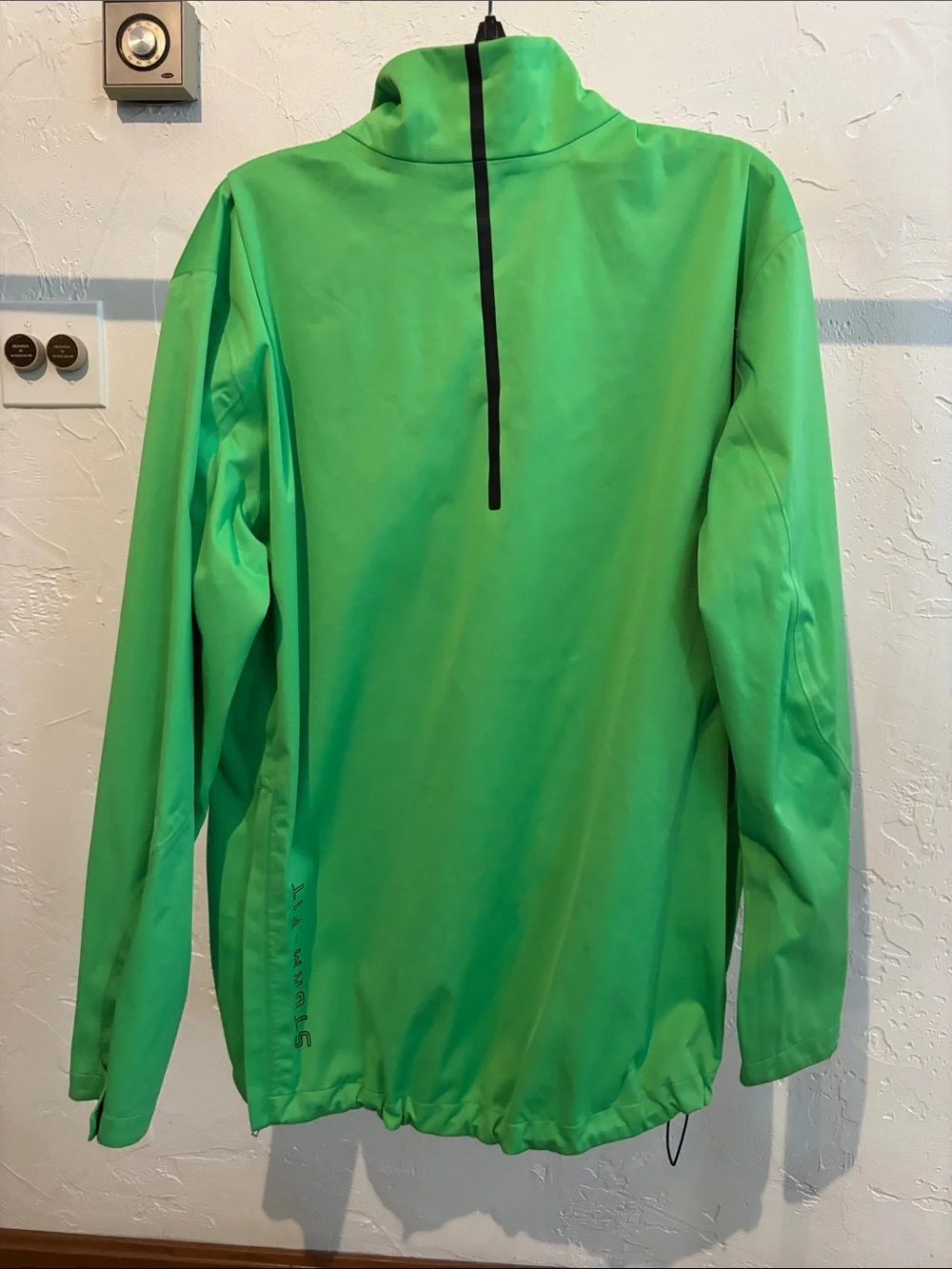 Nike Golf Storm Fit Green Men's Waterproof Performance Half-Zip Jacket